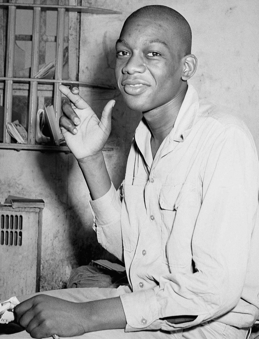 Willie Francis, 1946 yılında Louisiana'da elektrikli sandalyeden sağ çıkan 17 yaşındaki mahkûm