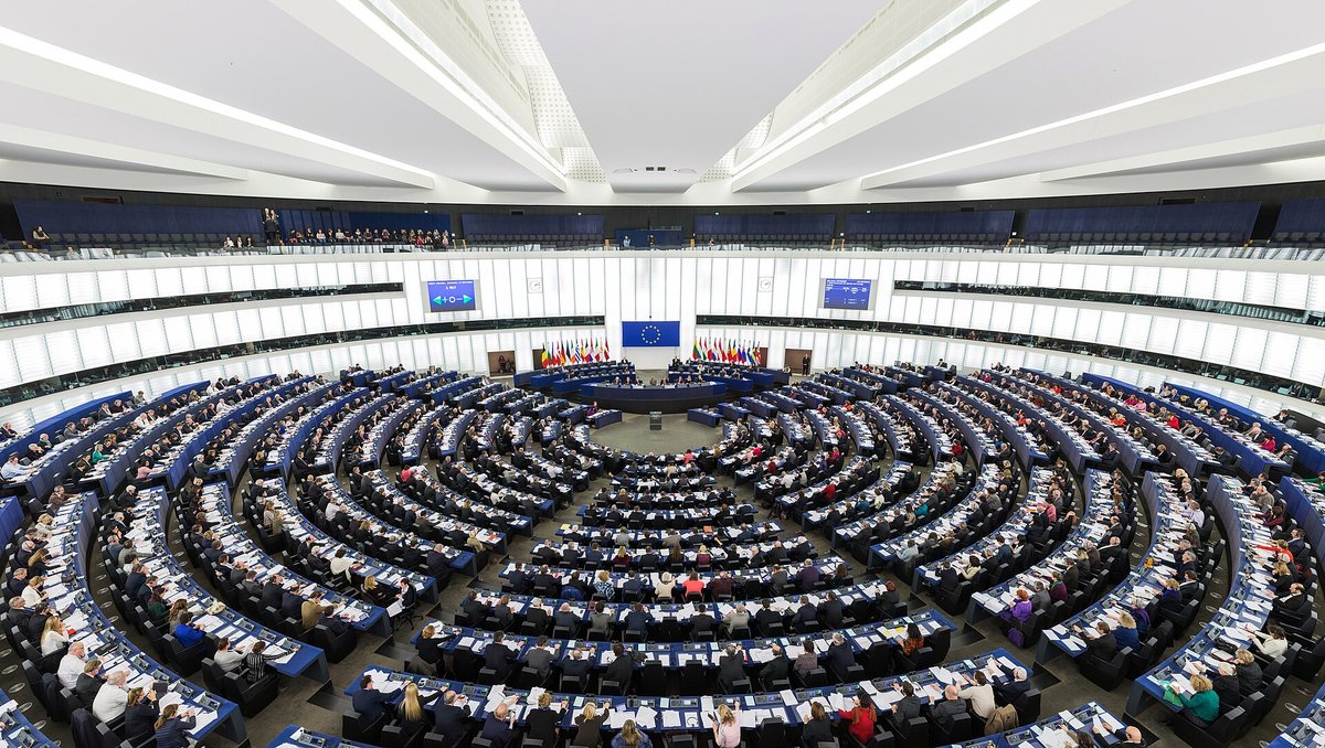 Strasbourg'daki Avrupa Parlamentosu genel kurulu salonu