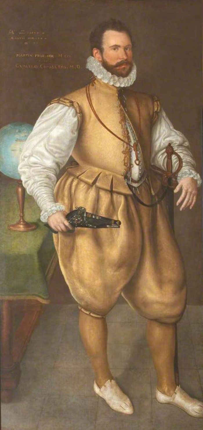 Cornelis Ketel'in 1577 tarihli tam boy portresinde Martin Frobisher, beyaz fırfırlı yaka, açık renk kısa ceket ve dizin üstünde biten kabarık pantolonla, elinde tabancayla ayakta duruyor; solunda masanın üstünde bir yerküre var