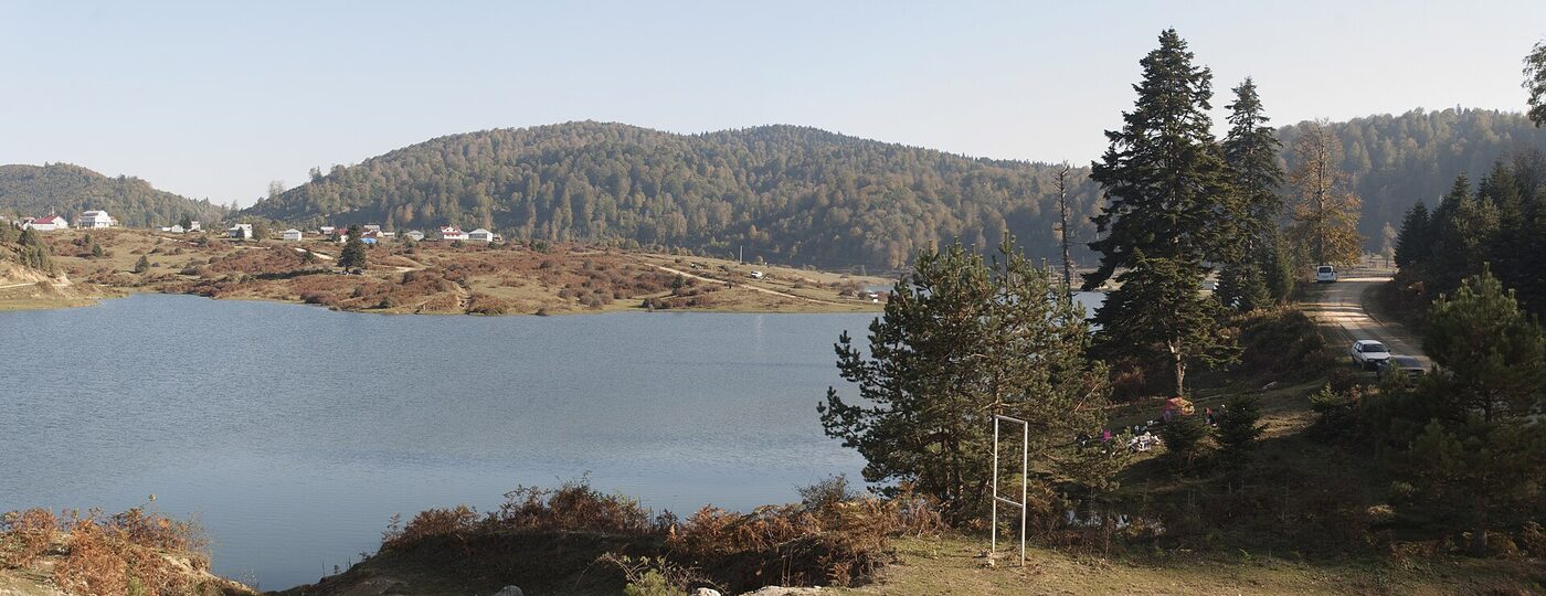 Acelle Yayla Gölü Akyazı