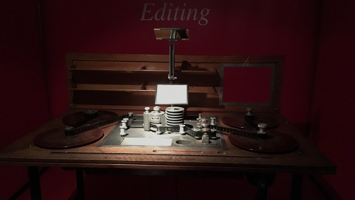 Torino Sinema Müzesi'nde 1940 model Moviola film montaj makinesi