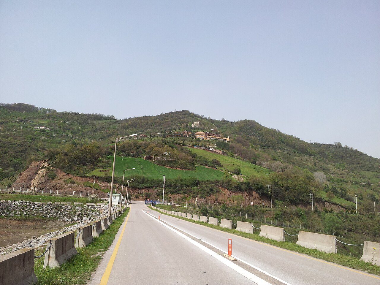 Yuvacık Yakacık yeşil yamaç