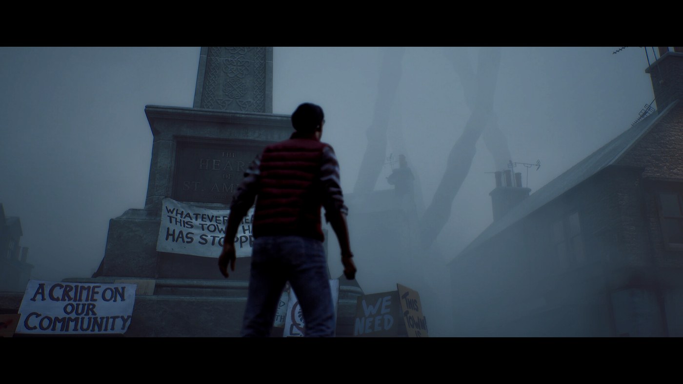Silent Hill: Townfall karakteri CRTV ile karanlık koridorda